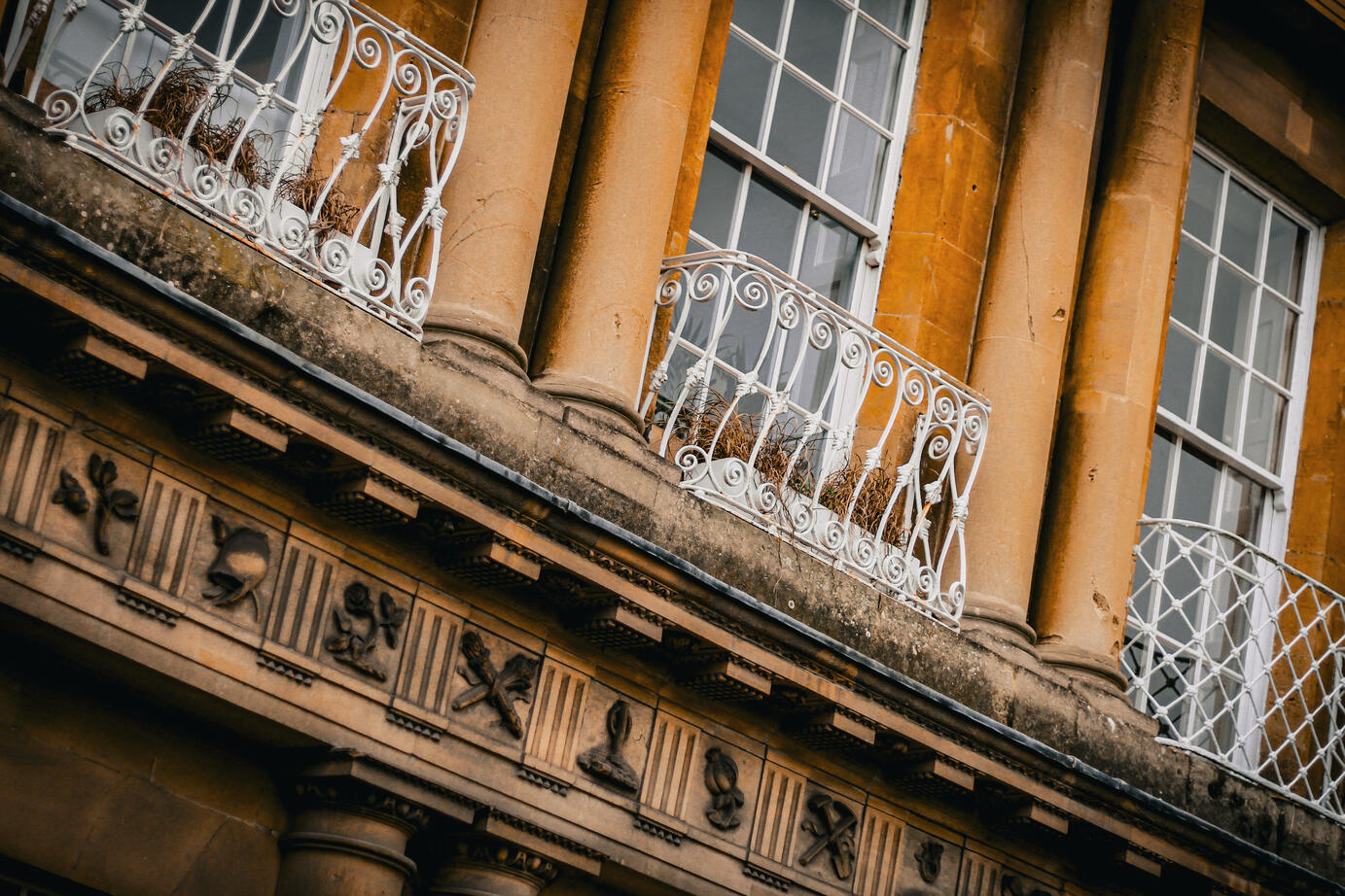 The Circle, Bath, Avon, UK (April 2024) [1]