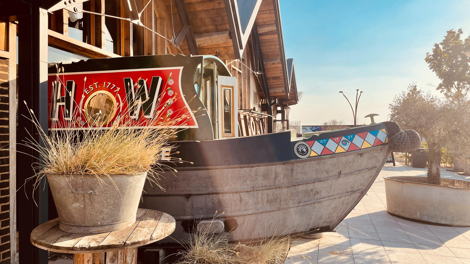 Boat in a Pub, Swindon, UK